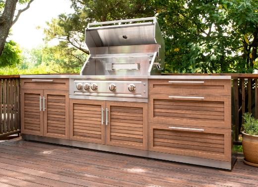 Outdoor Kitchen Cabinetry