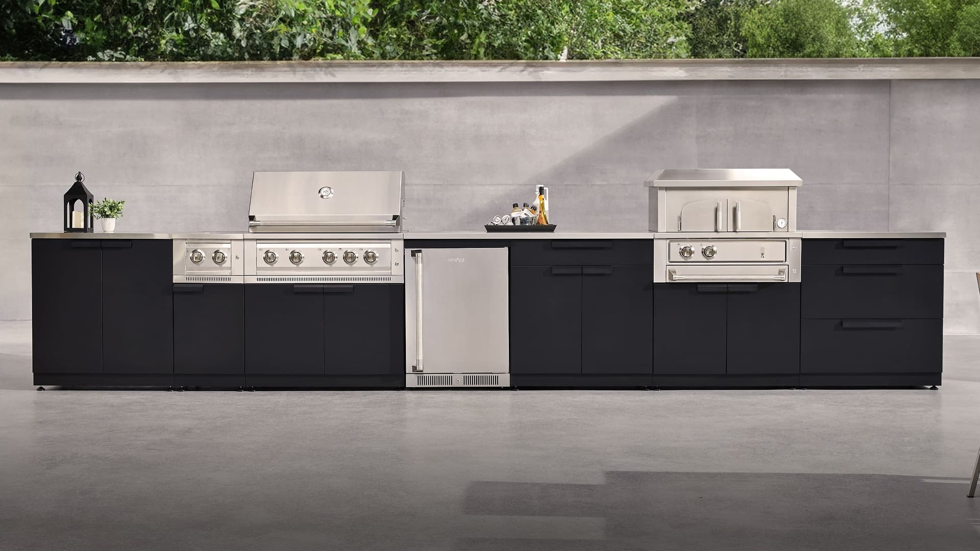 NewAge custom outdoor kitchens